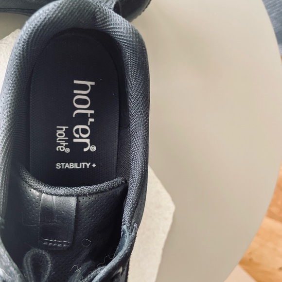 HOTTER Black sneaker / shoe - Picture 2 of 6